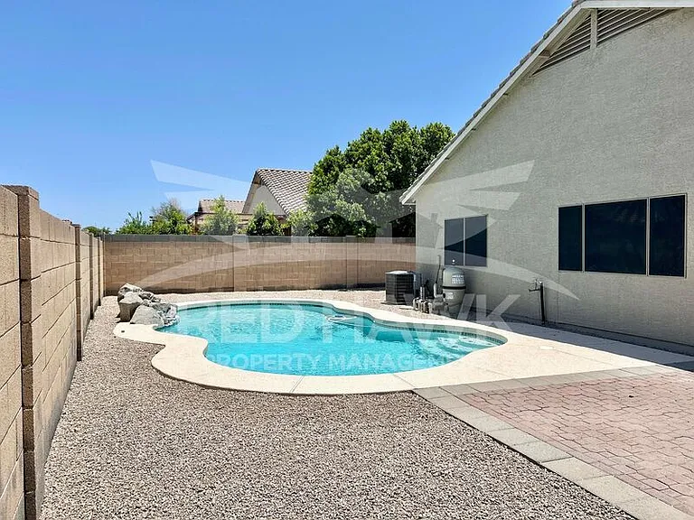 11824 W Windsor Ave — Photo 20