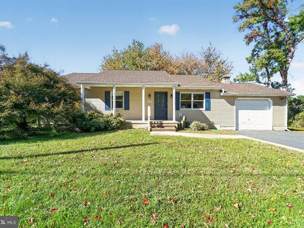2627 Cecil Dr, Chester, MD 21619