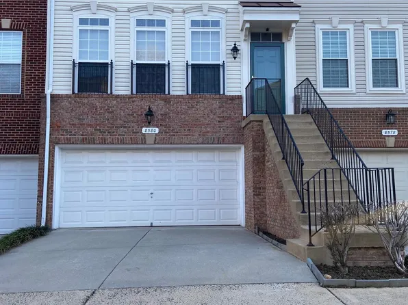 8580 Wyngate Manor Ct, Alexandria, VA 22309
