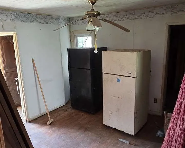 451 Holman Ave — Photo 13