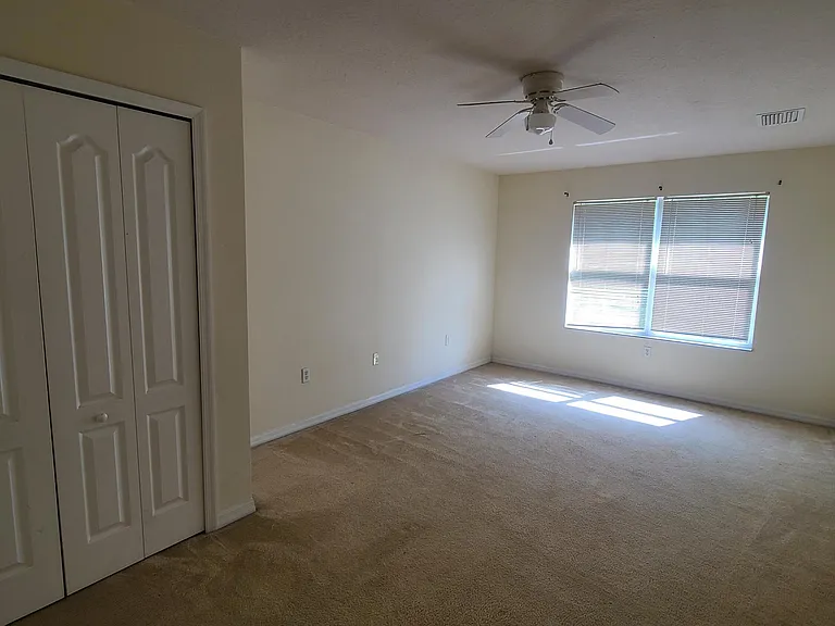 1018 Grand Hickory Cir — Photo 14