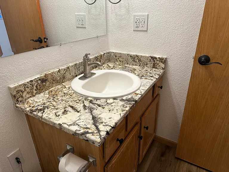 1221 University Ave #D-202 — Photo 19