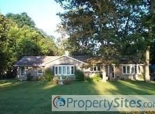 1008 Laguna Dr, McHenry, IL