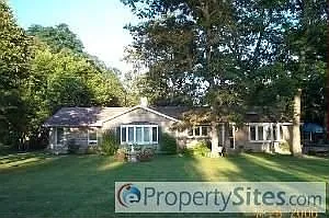 1008 Laguna Dr photo 1