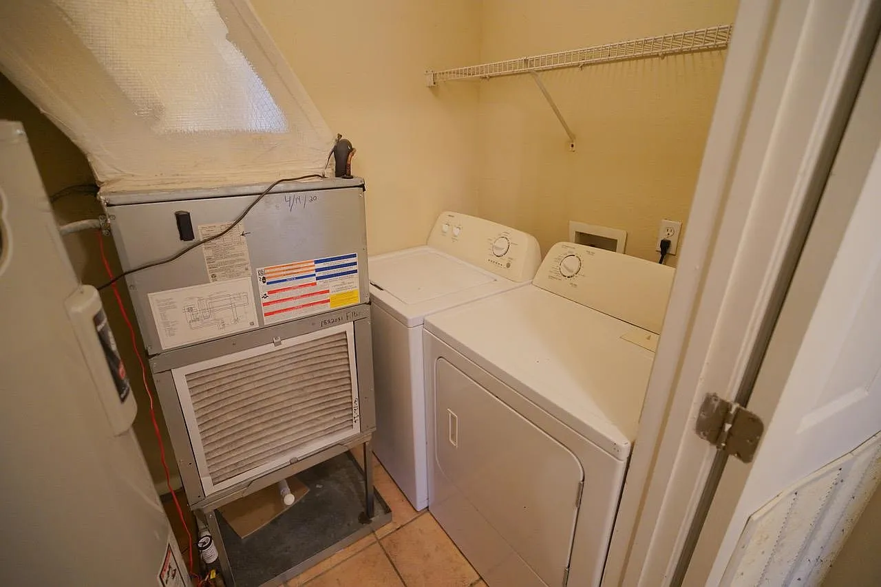 4 bed, 1500 sqft, $1,800 — Photo 3