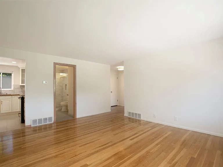 Engine House Apartments — Photo 2