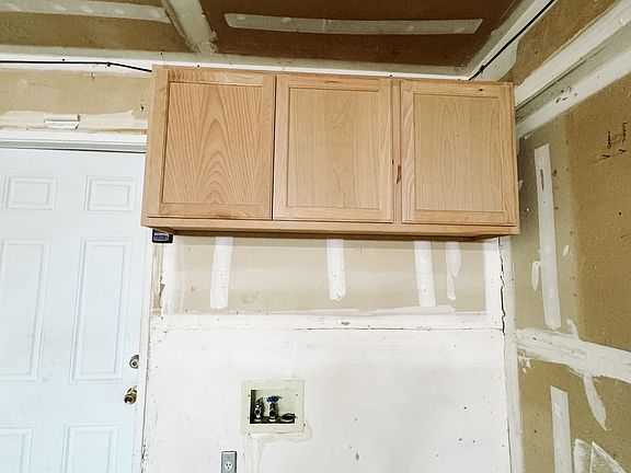 5th image of 1800 Marenda Dr