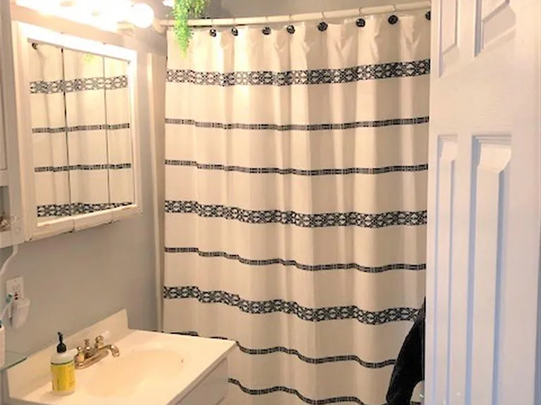 73 Frederick Ave #2 — Photo 8