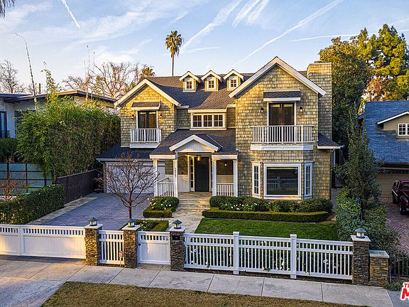 2nd image of 10161 Valley Spring Ln