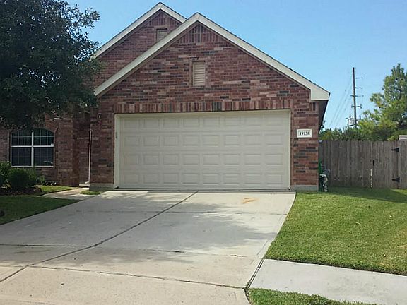 2nd image of 19138 Mission Manor Ln