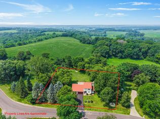 1507 Partridge Hill Dr, Oregon, WI 53575