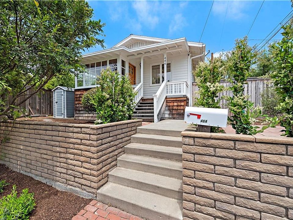 1st image of 484 Monterey Dr