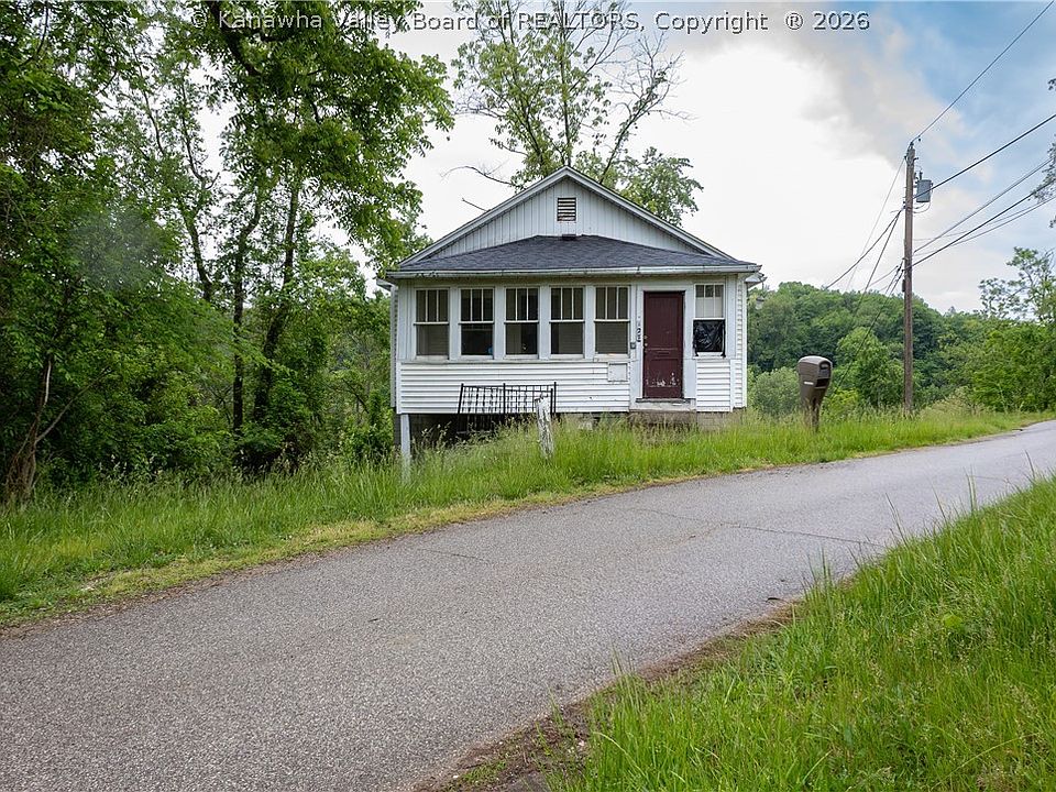 1st image of 127 Bailes Dr