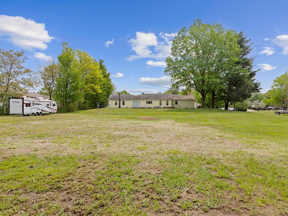 58 Eastern Avenue, Rochester, NH 03867 Zillow