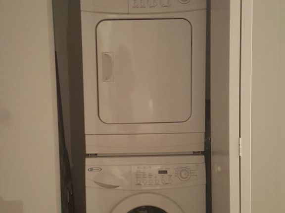 Washer/ Dryer Combo