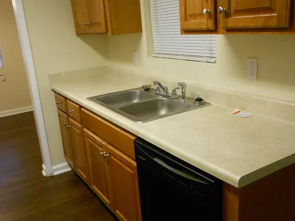 34 Pate Rd, Newnan, GA 30265