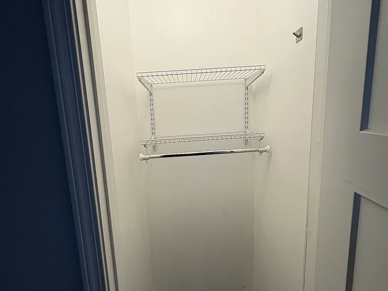 1077 N Paulina St #3 — Photo 6