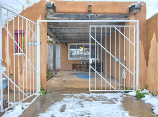 2616 Los Tomases Dr NW, Albuquerque, NM 87107