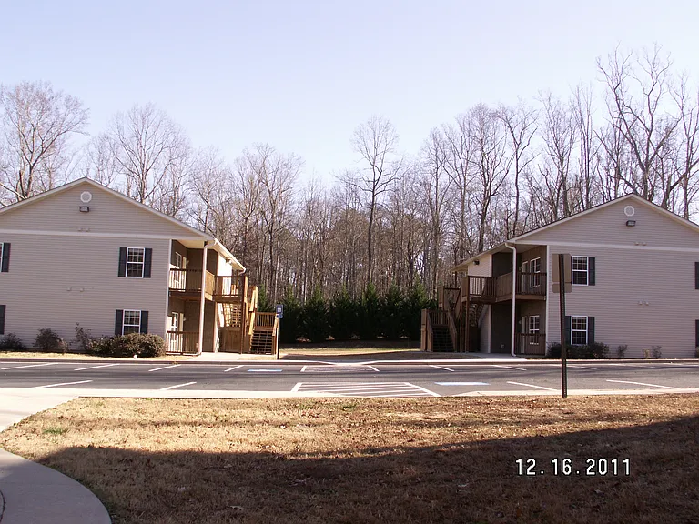 7400 Courtyard Dr #7400 — Photo 17