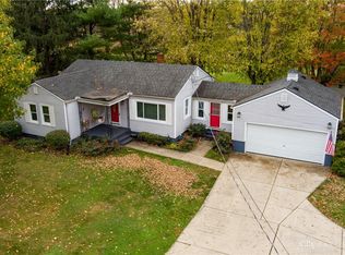 4153 E Social Row Rd, Waynesville, OH 45068