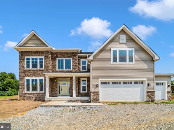 20410 Trout Dr, Hagerstown, MD 21740
