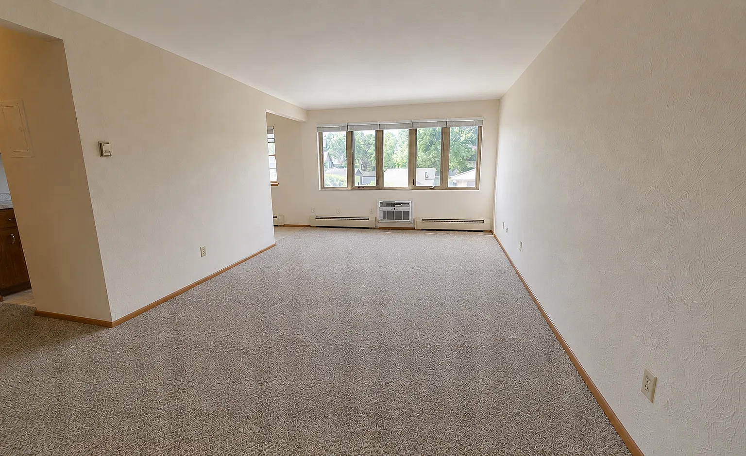 View Street Apartments — Photo 2