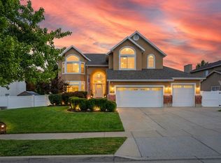 2749 S Glenn Abbey Cir E, Sandy, UT 84093