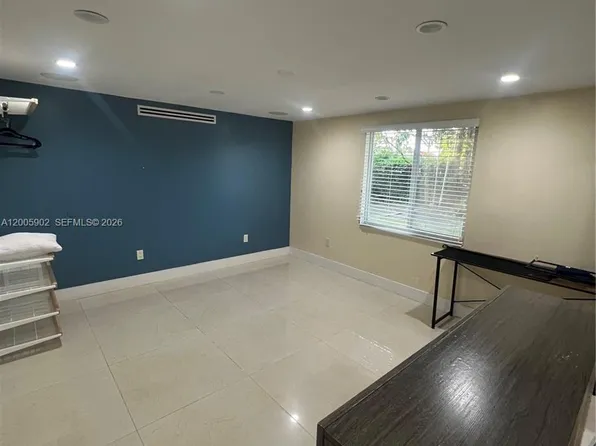 9945 SW 164th Ter #1, Miami, FL 33157