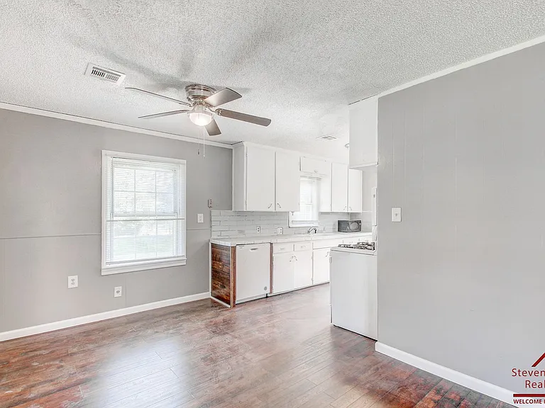 1806 NW Lincoln Ave — Photo 11