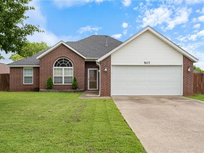 507 Emerald St, Cave Springs, AR, 72745