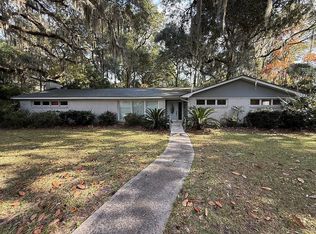 4 S Millward Rd, Savannah, GA 31410
