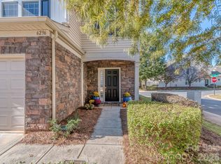 6236 Rockefeller Ln, Charlotte, NC 28210