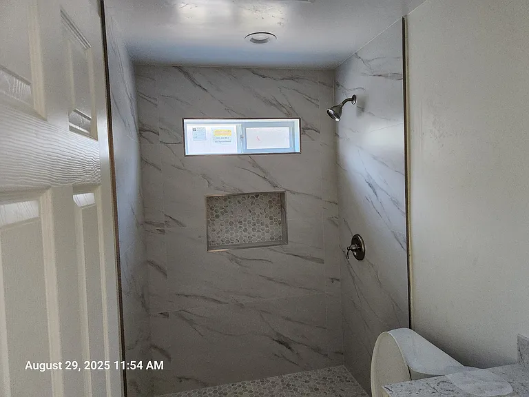 3675 Marlborough Ave — Photo 4
