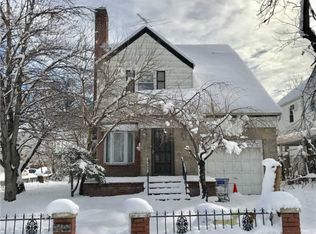 7603 174th St, Fresh Meadows, NY 11366