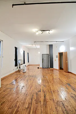 Rented by Rental Solutions Inc | media 14