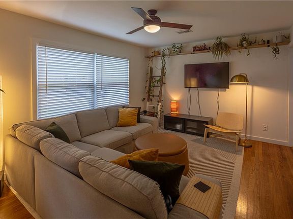 2nd image of 7701 Newton St