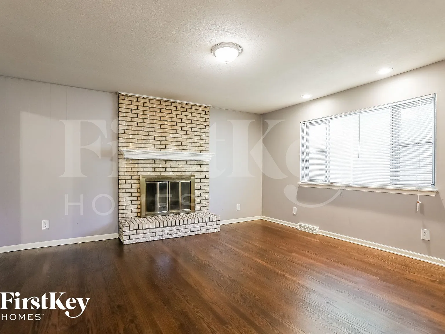 3 bed, 2.0 bath, 1456 sqft, $2,175 — Photo 3