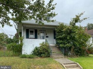 203 S Cedar Ave, Maple Shade, NJ 08052