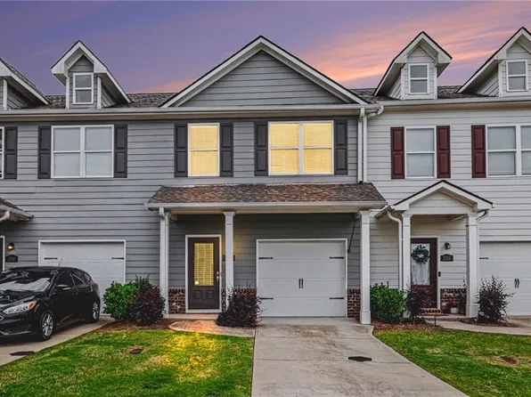 3732 Acorn Dr, Oakwood, GA 30566
