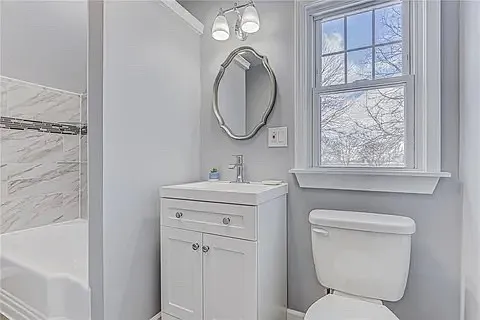 35 Brookdale Ave — Photo 17