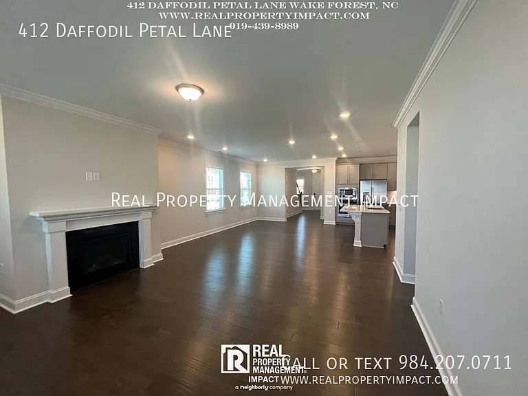 412 Daffodil Petal Ln — Photo 25