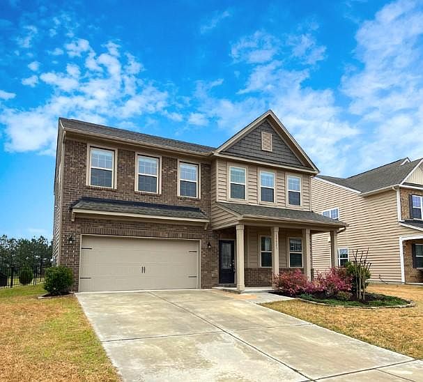 1st image of 15923 Harbor Hill Dr
