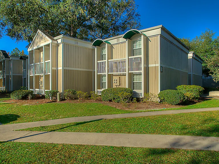 Patriot Place Apartments — Photo 22