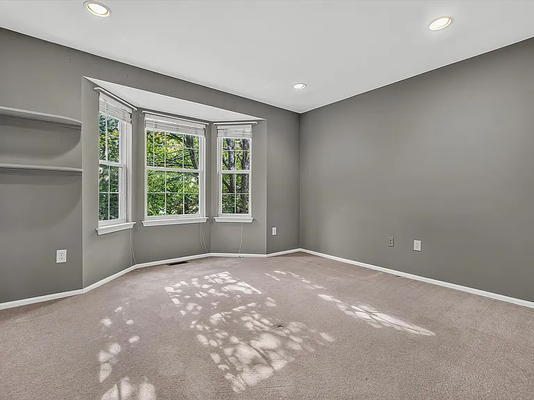 2140 Jordan Ct — Photo 19