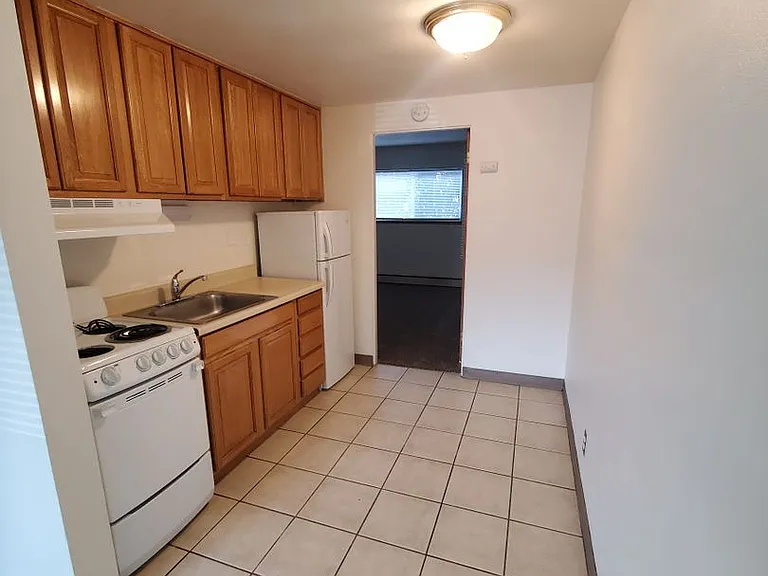 615 S Alder St #3 — Photo 4