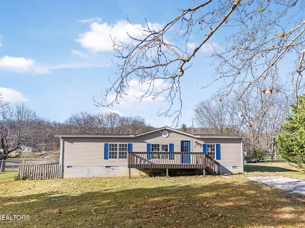 806 Reynolds Ave, Clinton, TN 37716