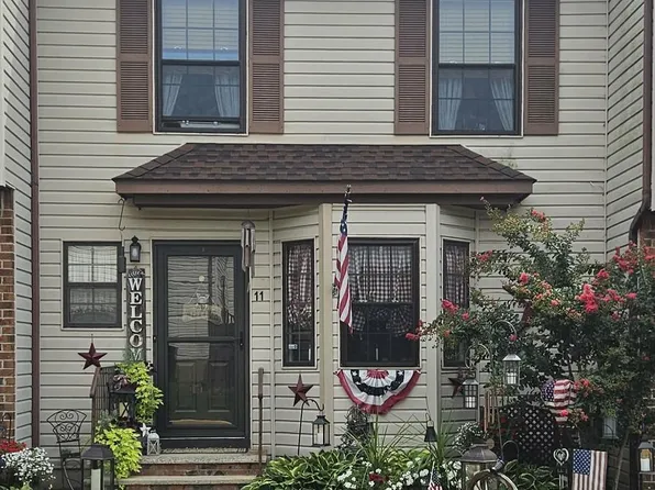 11 Bordenshire Dr, Bordentown, NJ 08505