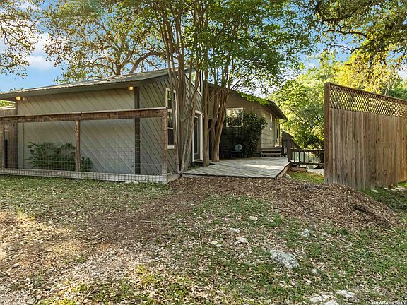 5th image of 1359 GLENN DR