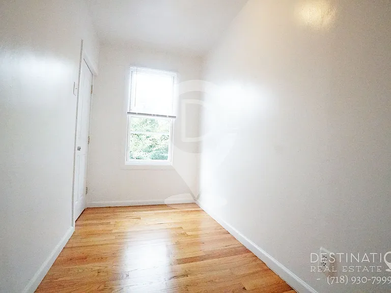145 22nd St #3 — Photo 15