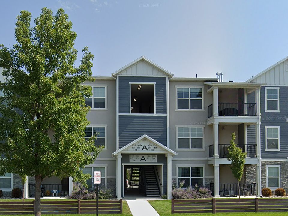 1st image of 107 W Seasons Dr